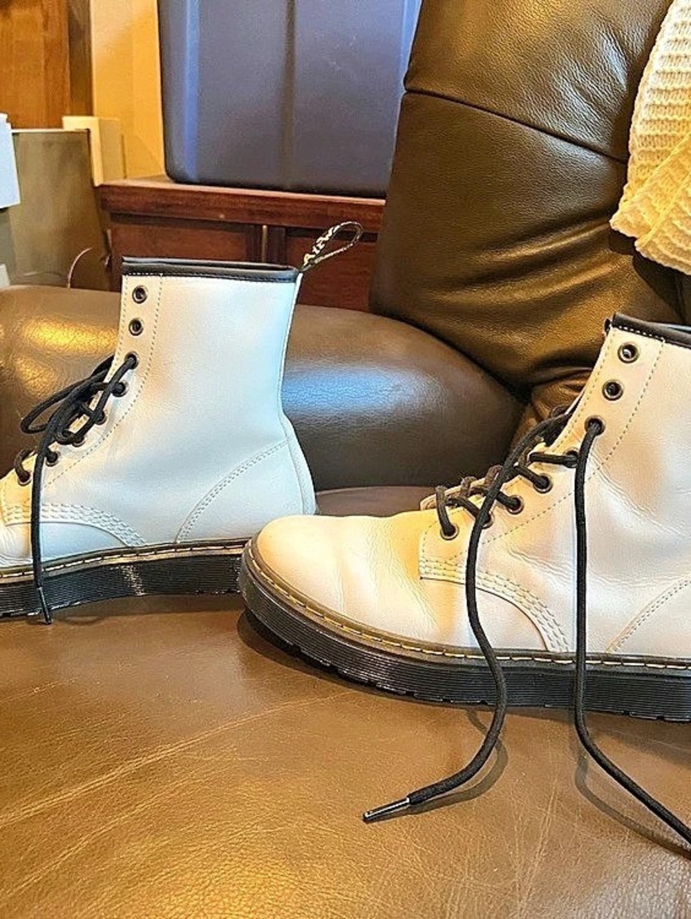 Dr. Martens 1460 Pascal White Leather Combat Boots US 6